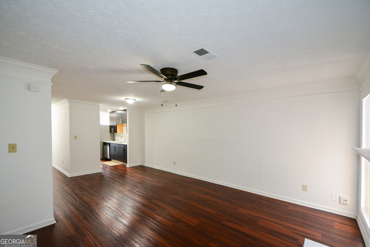 ROBINWOOD - Residential