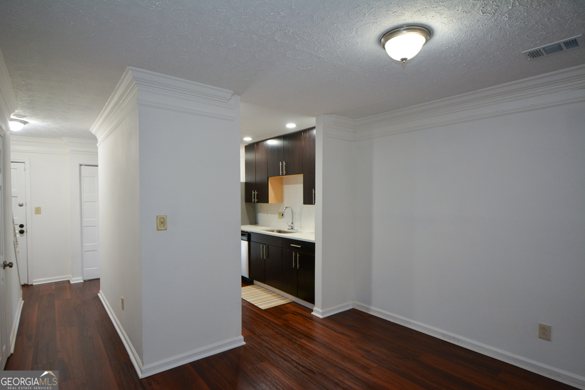 ROBINWOOD - Residential