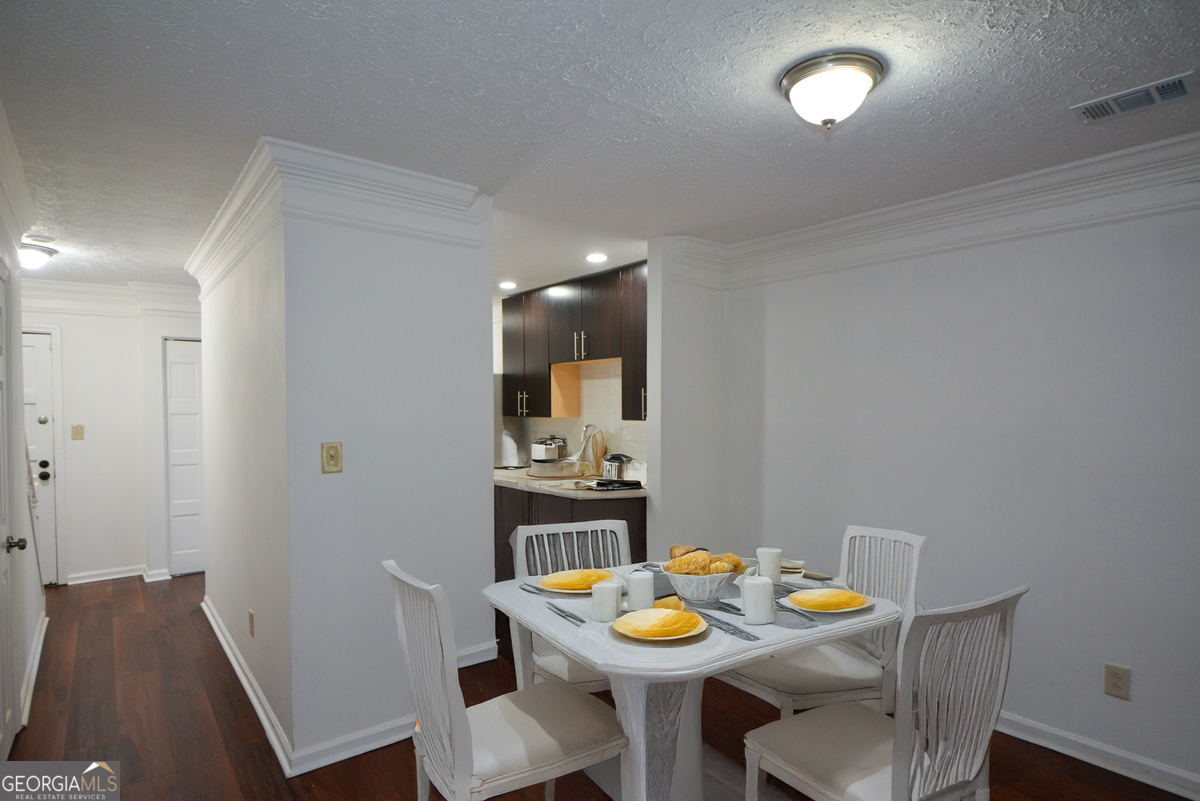 ROBINWOOD - Residential