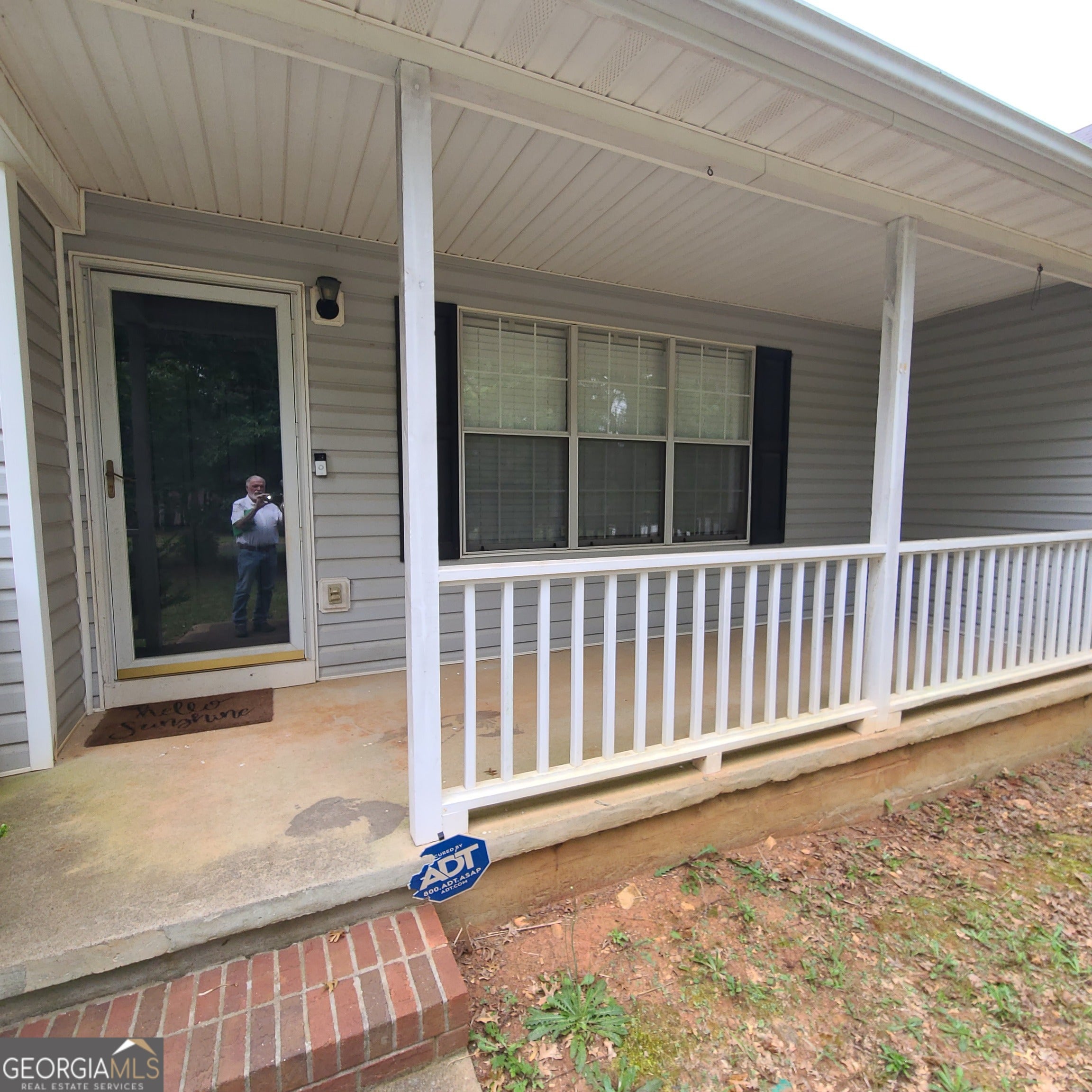 403 Victoria PL