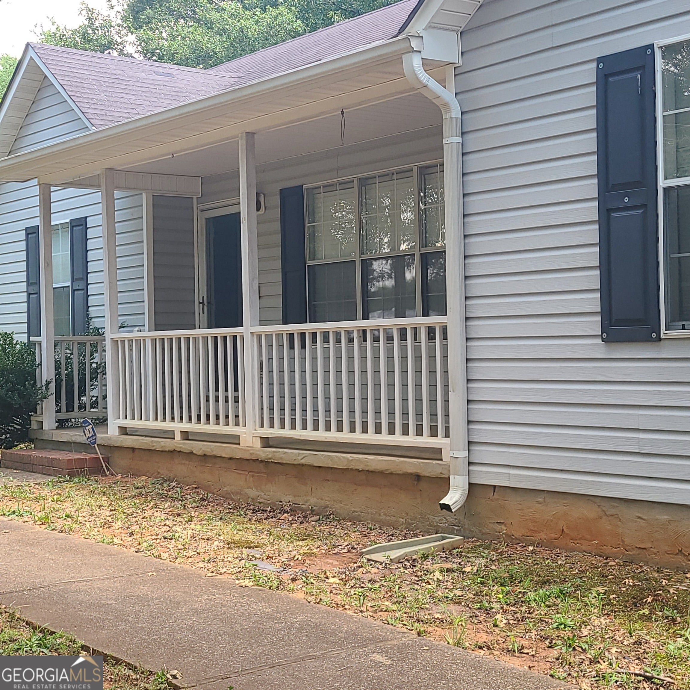 403 Victoria PL