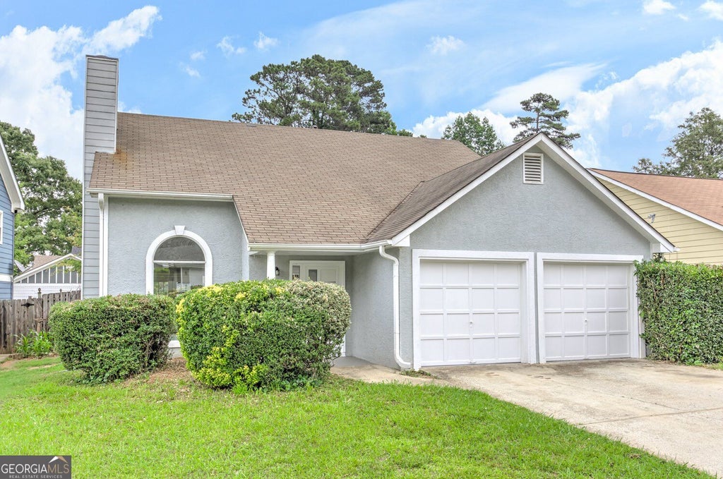 Photo of 1039 Boardwalk Drive, Lawrenceville, GA 30044 (MLS # 10869015)