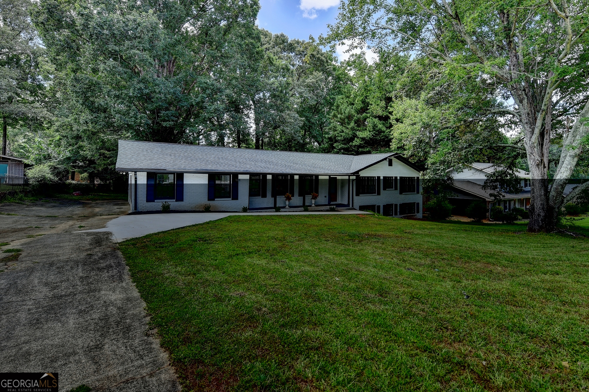 4491 Buckingham CIR