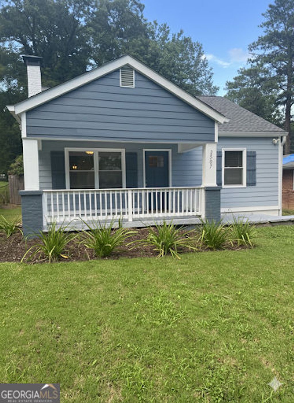 Photo of 2507 Ryne Street NW, Atlanta, GA 30318 (MLS # 10702587)