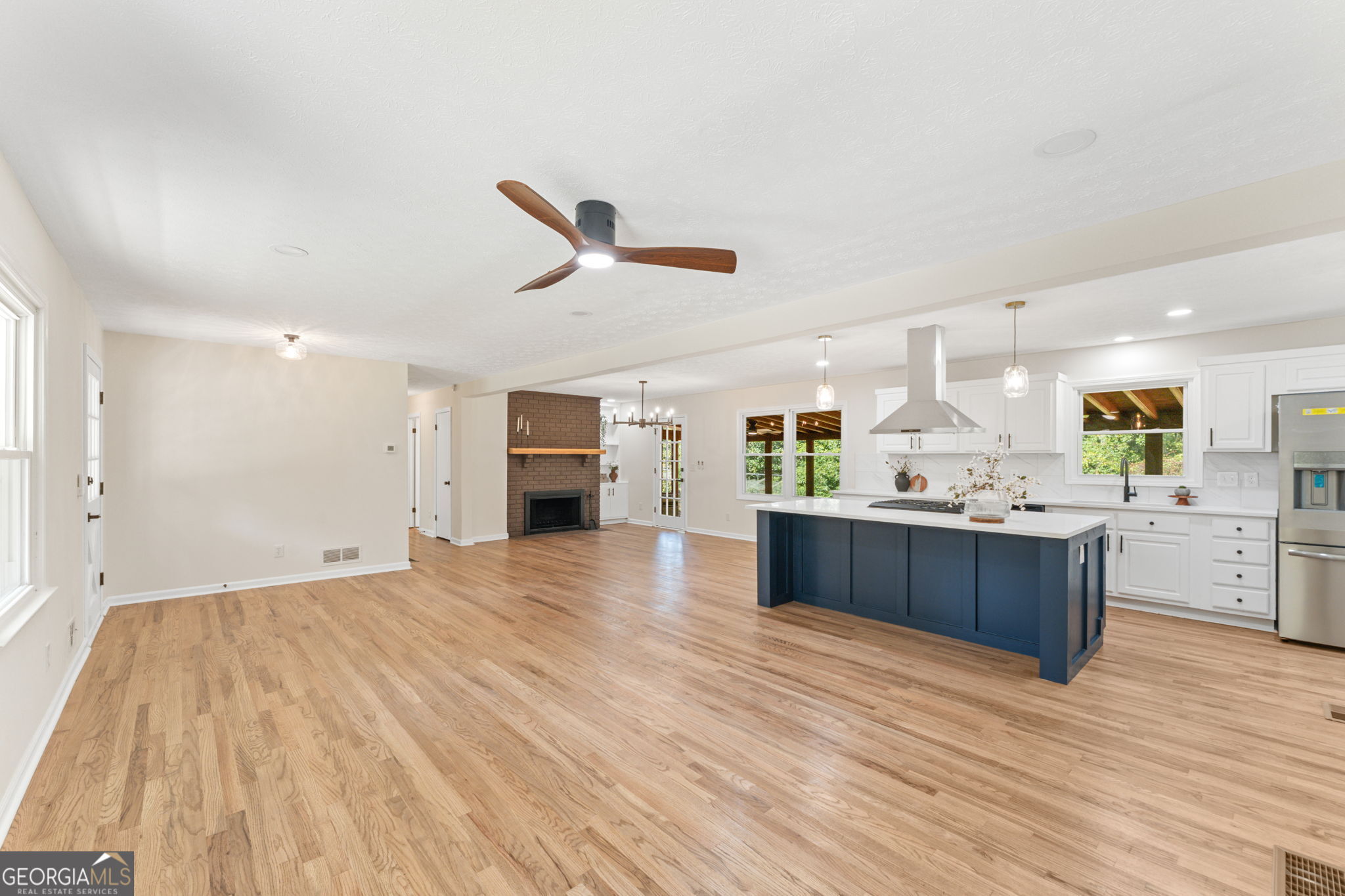 2580 Due West CIR NW