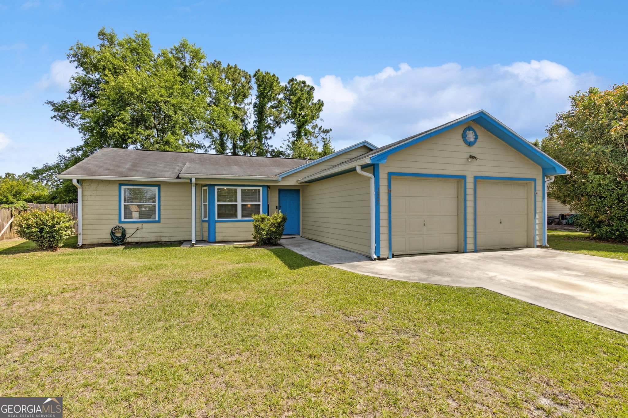 127 Fairfield DR