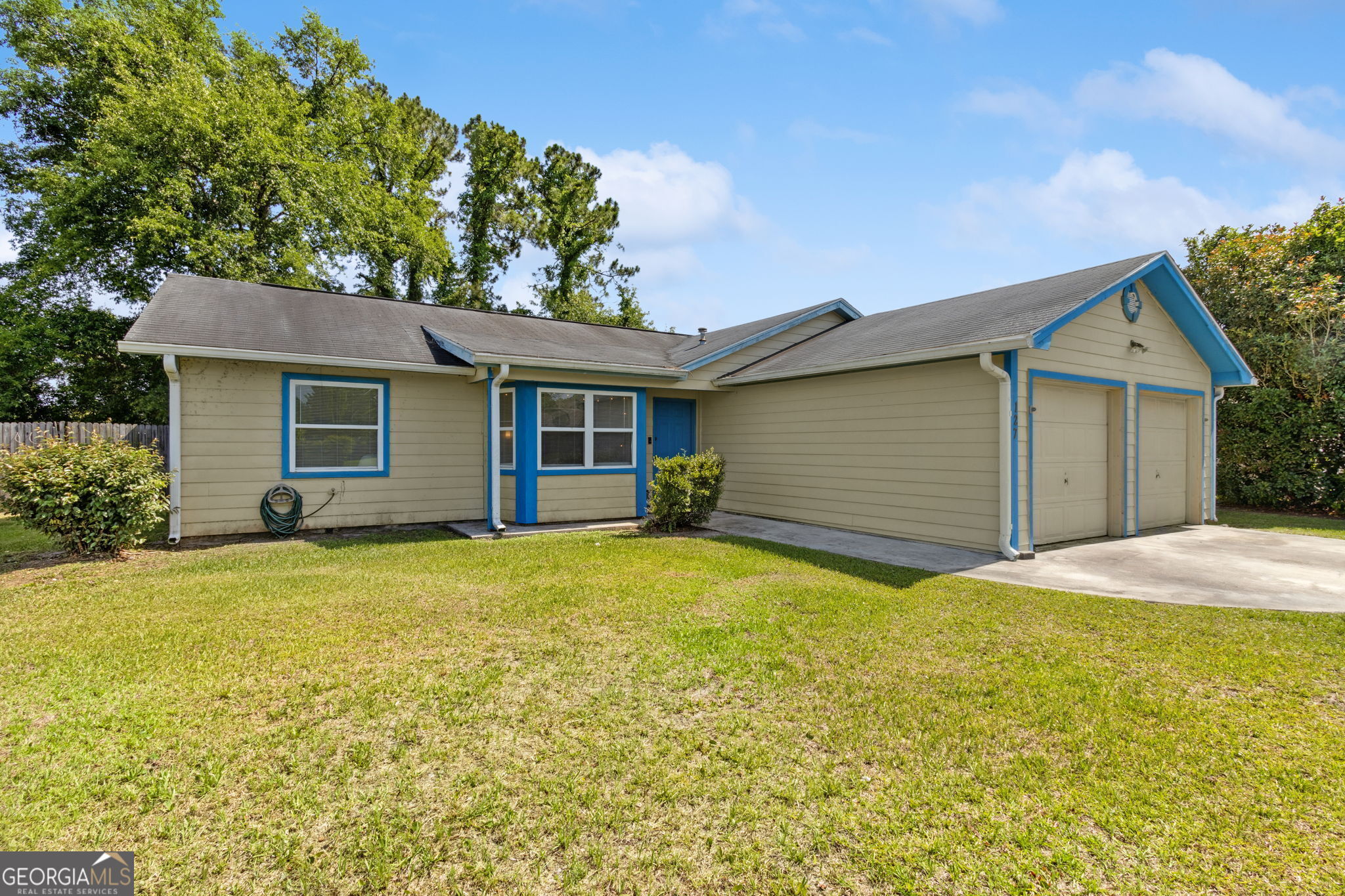 127 Fairfield DR