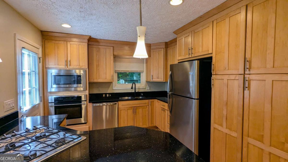 Holly Springs Crossing - Residential