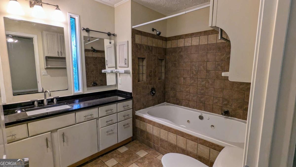 Holly Springs Crossing - Residential
