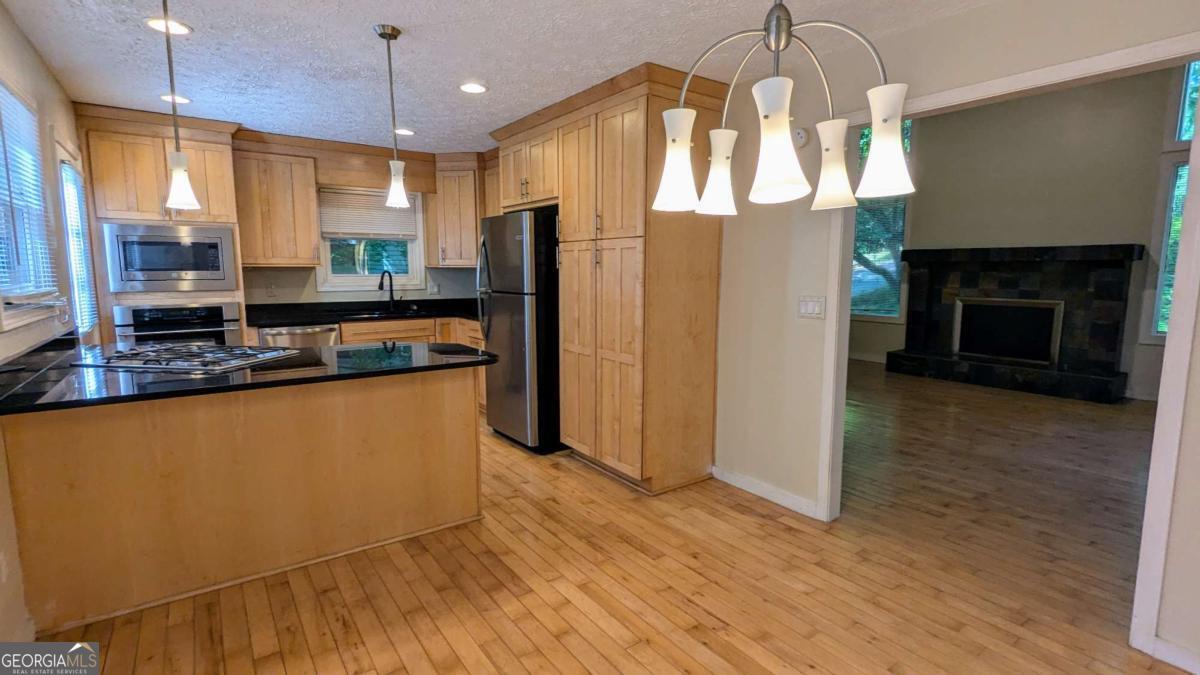 Holly Springs Crossing - Residential