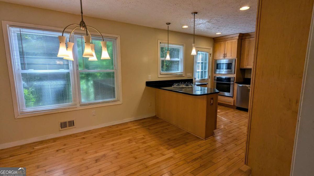 Holly Springs Crossing - Residential