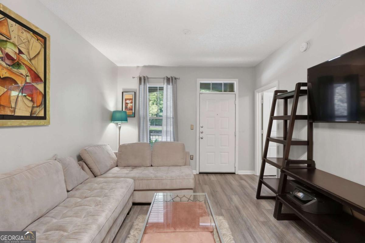 10 Perimeter Summit BLVD NE 4131
