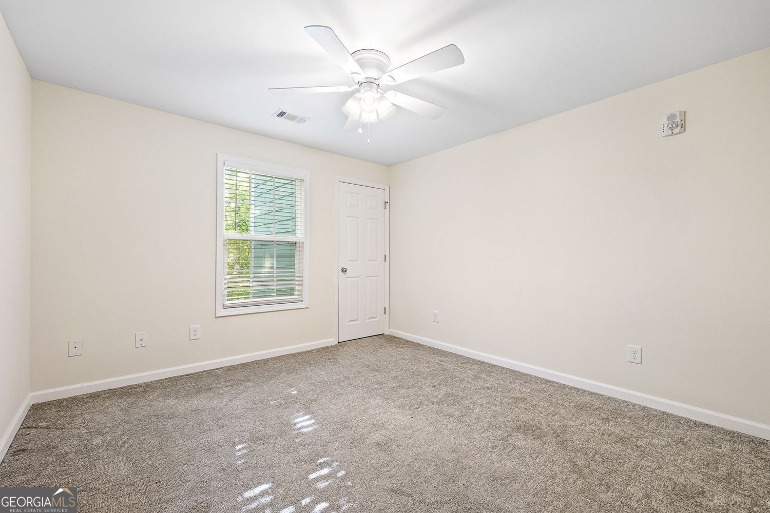 Marietta, Georgia 30067, United States, 2 Bedrooms Bedrooms, ,2 BathroomsBathrooms,Residential,Active,160028