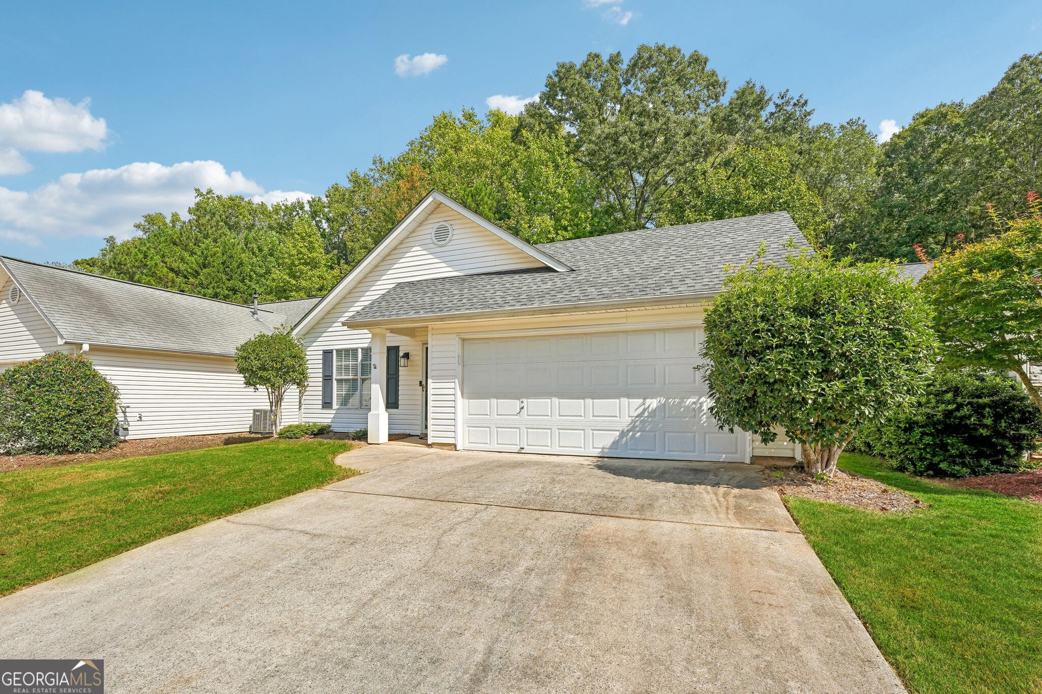 3193 Liberty Commons DR NW