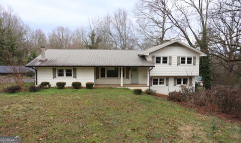 192 Summit ST Cornelia GA 30531