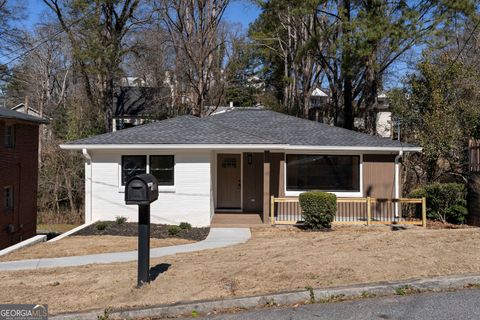 Photo of 1471 Eason St, Atlanta, GA 30314 (MLS # 10688478)