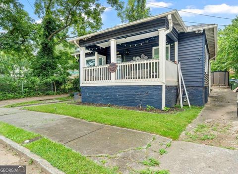 Photo of 988 Ashby Terrace NW, Atlanta, GA 30314 (MLS # 10795461)
