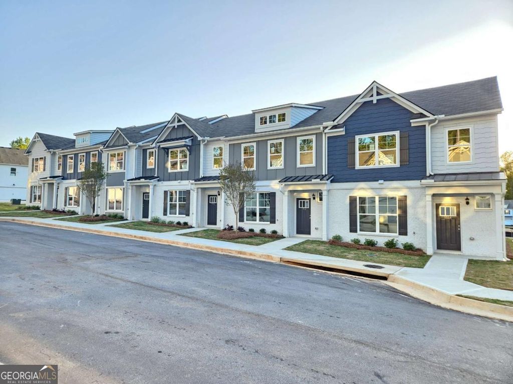 Photo of 2526 Riverside Road, Conyers, GA 30013 (MLS # 10630494)