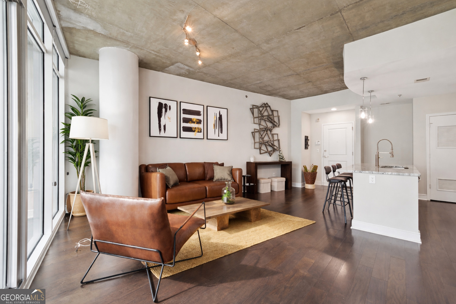 44 PEACHTREE PL NE 1030