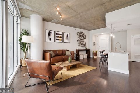 Photo of 44 PEACHTREE Place NE #1030, Atlanta, GA 30309 (MLS # 10689485)