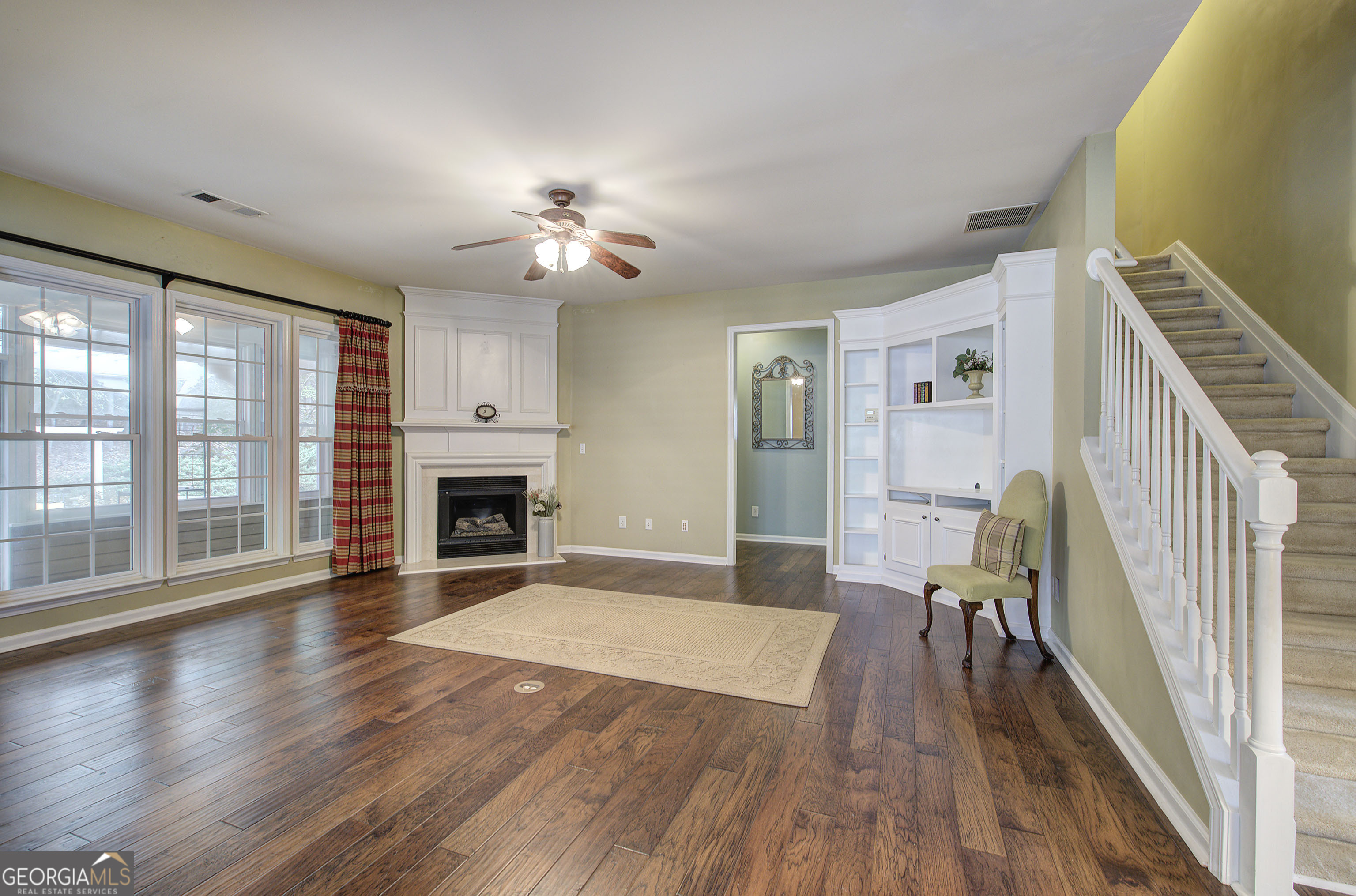 Woodstock, Georgia 30189, United States, 4 Bedrooms Bedrooms, ,3 BathroomsBathrooms,Residential,Pending,43597