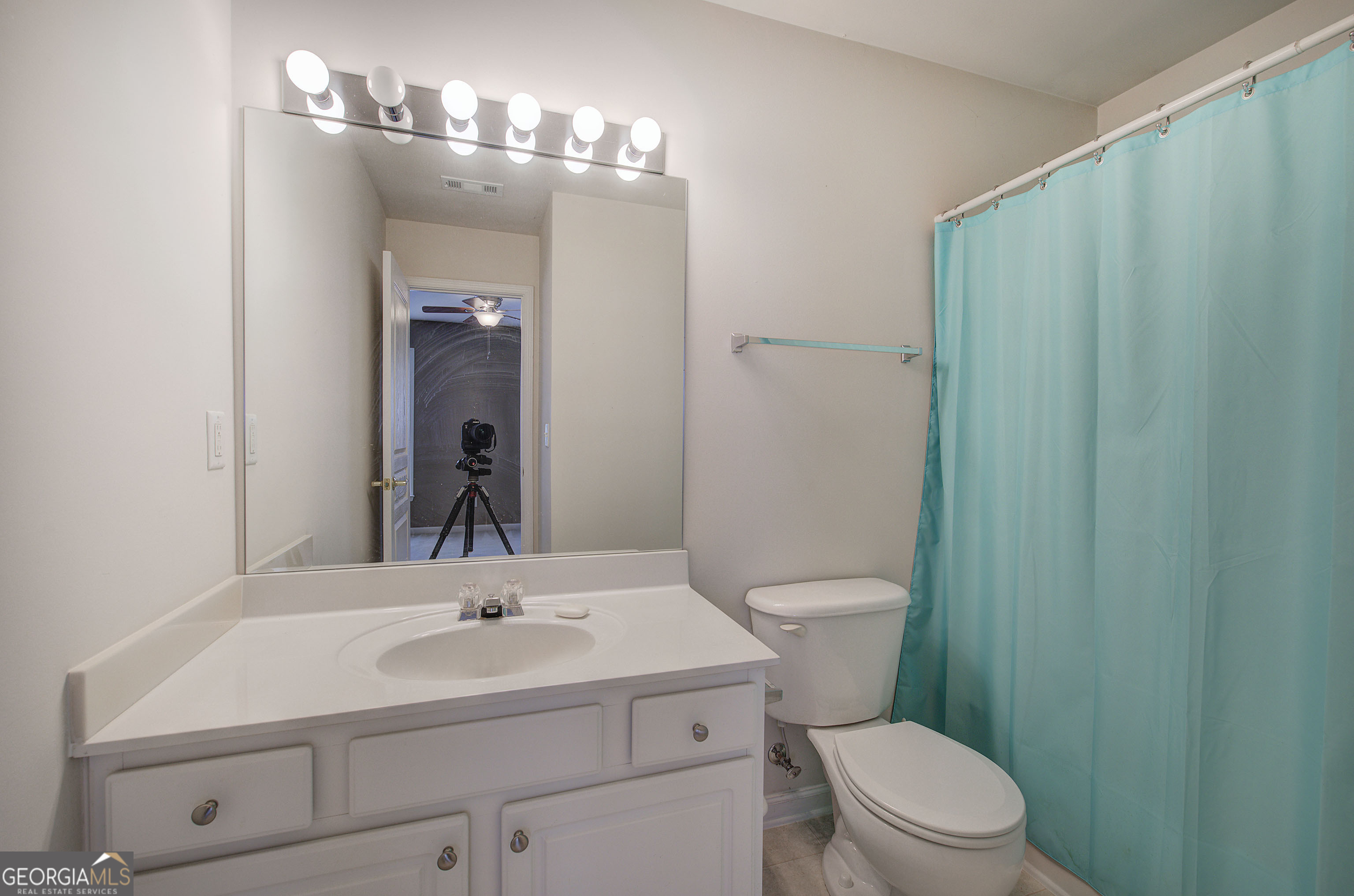 Woodstock, Georgia 30189, United States, 4 Bedrooms Bedrooms, ,3 BathroomsBathrooms,Residential,Pending,43597