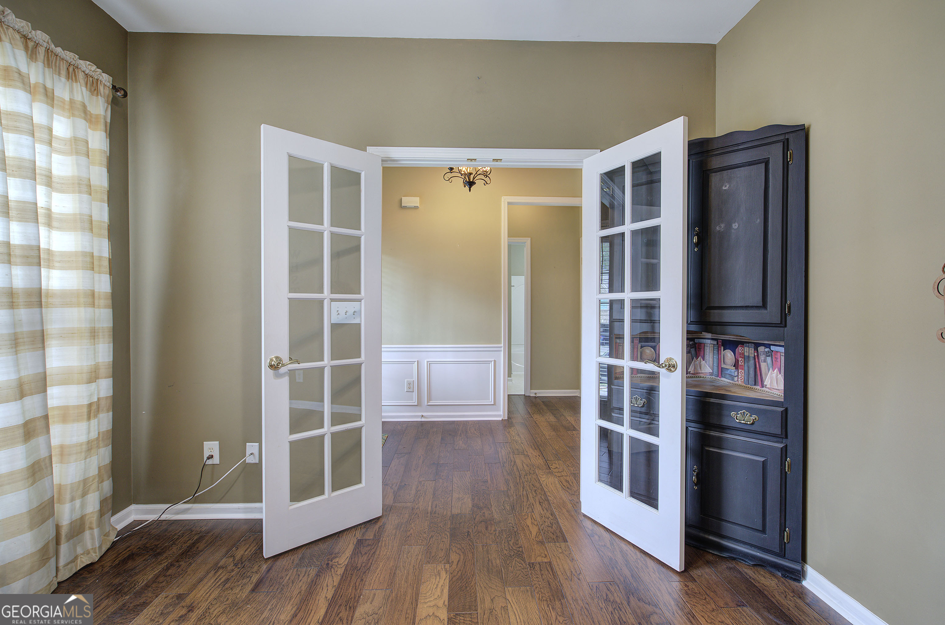 Woodstock, Georgia 30189, United States, 4 Bedrooms Bedrooms, ,3 BathroomsBathrooms,Residential,Pending,43597