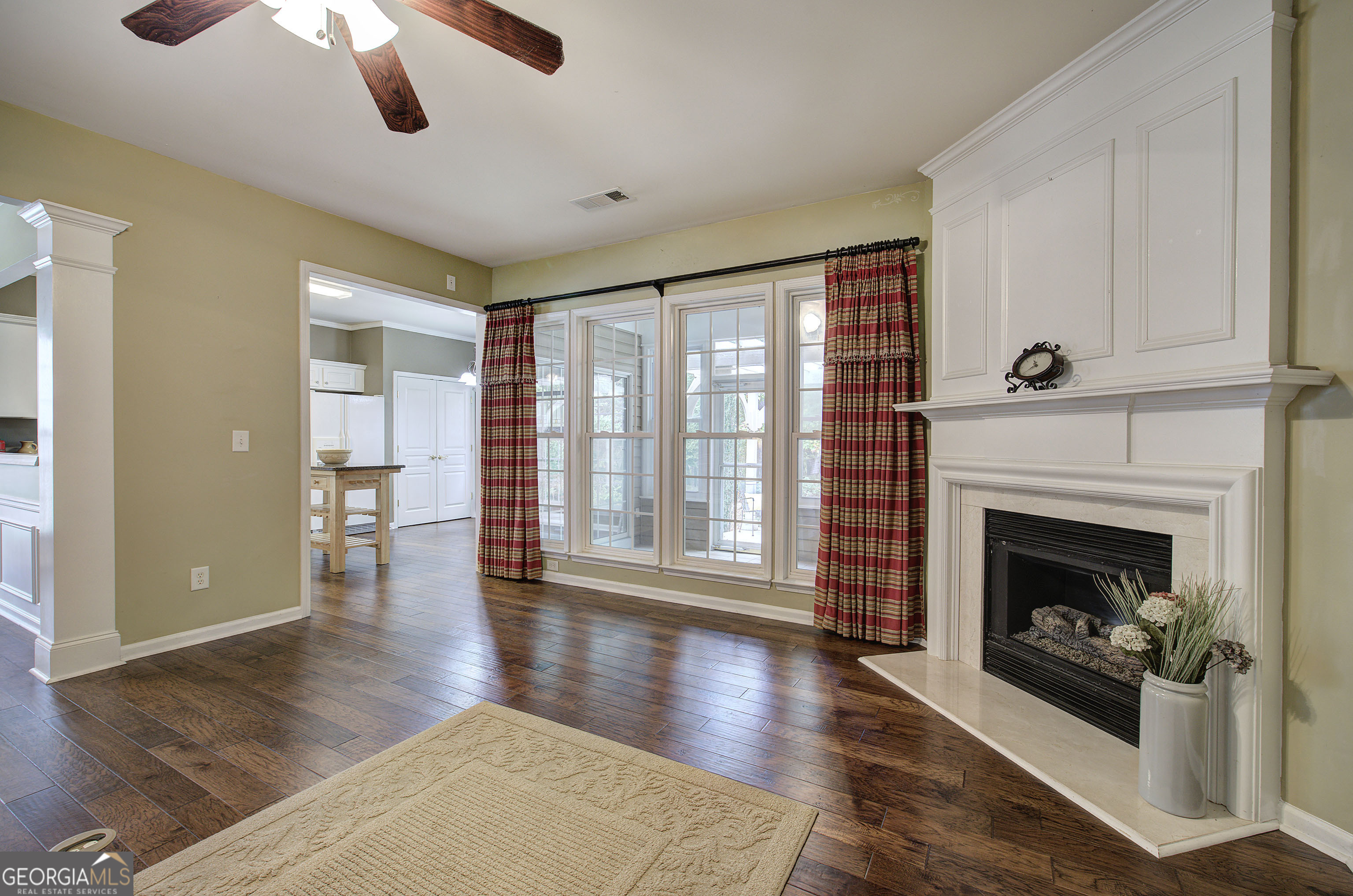 Woodstock, Georgia 30189, United States, 4 Bedrooms Bedrooms, ,3 BathroomsBathrooms,Residential,Pending,43597