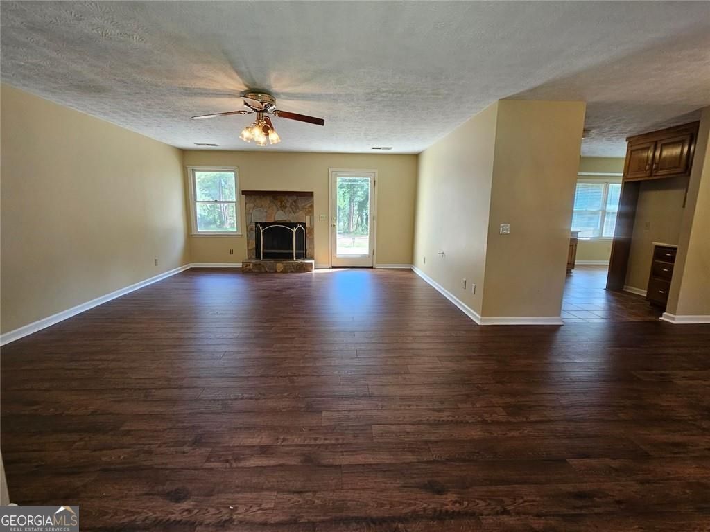 2248 War Hill Park RD