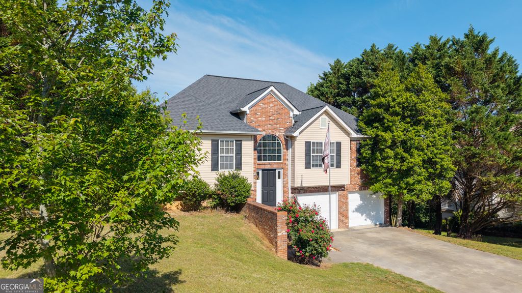 Photo of 240 Orchard Way SE, Calhoun, GA 30701 (MLS # 10758549)