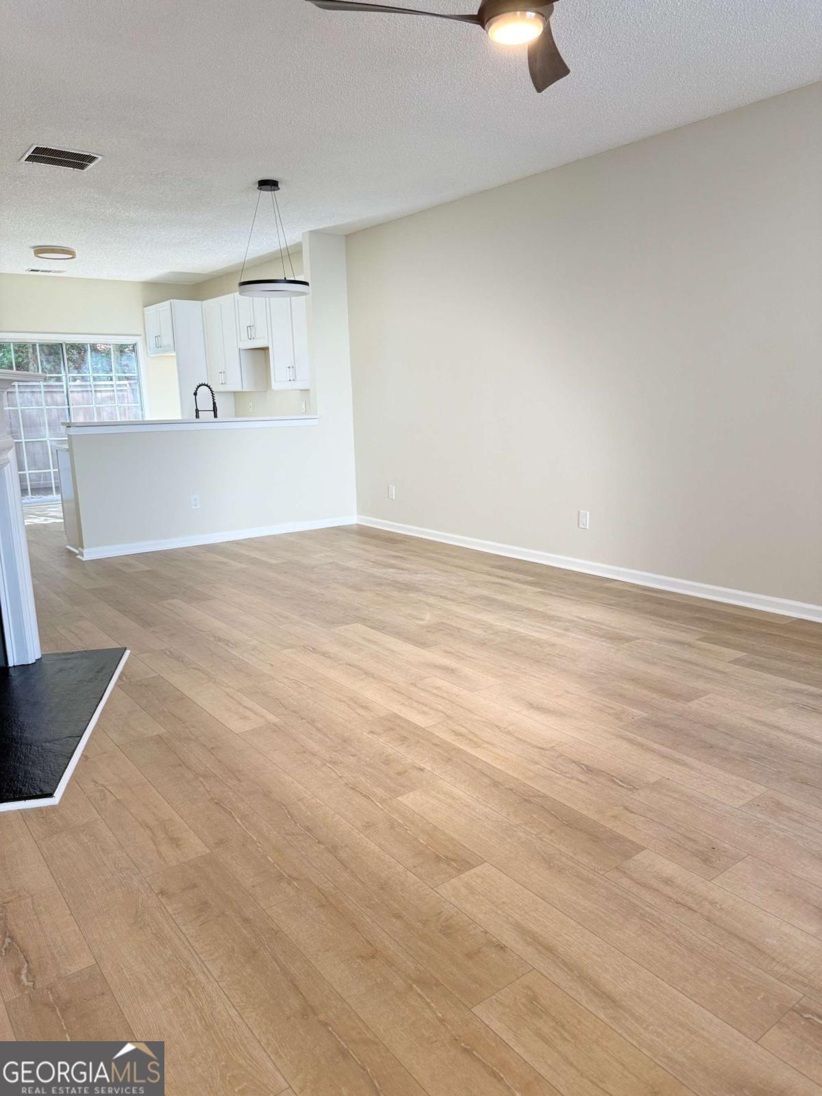 Devonshire - Residential Lease