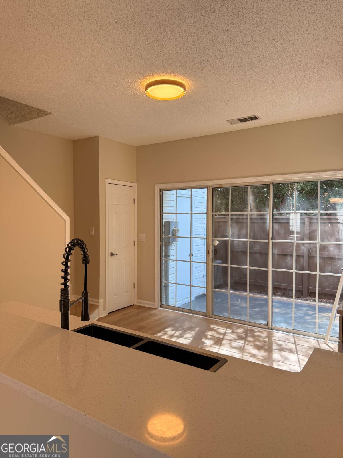 Devonshire - Residential Lease