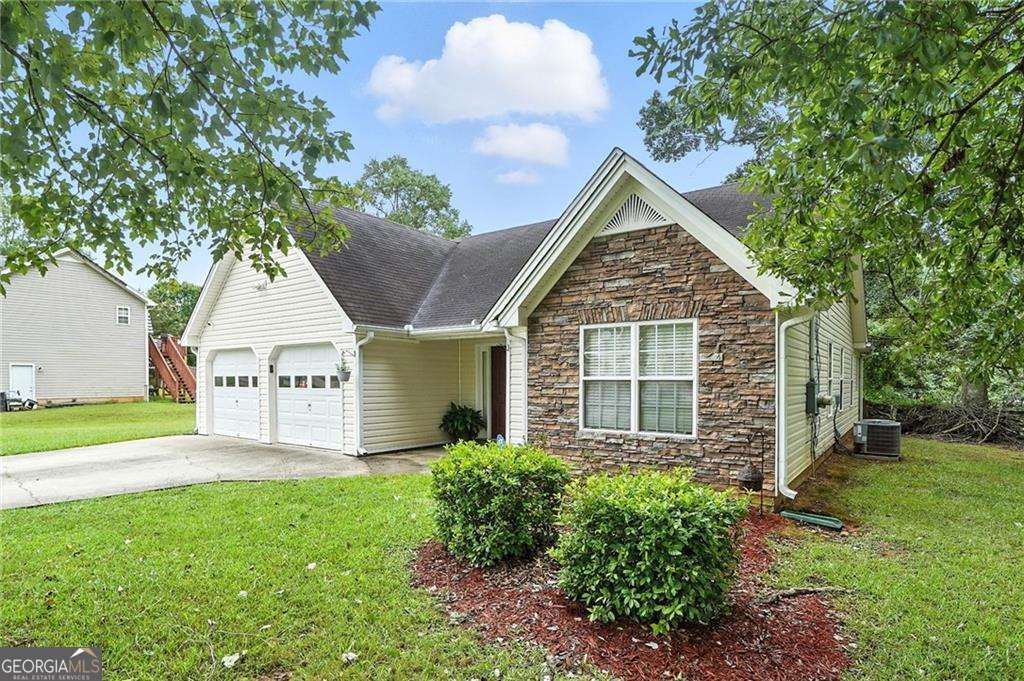 Photo of 116 Edna Court, Villa Rica, GA 30180 (MLS # 10640287)
