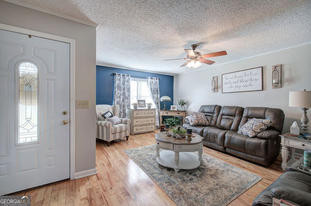 Photo of 12 Wooddale Drive SW, Cartersville, GA 30120 (MLS # 10713693)