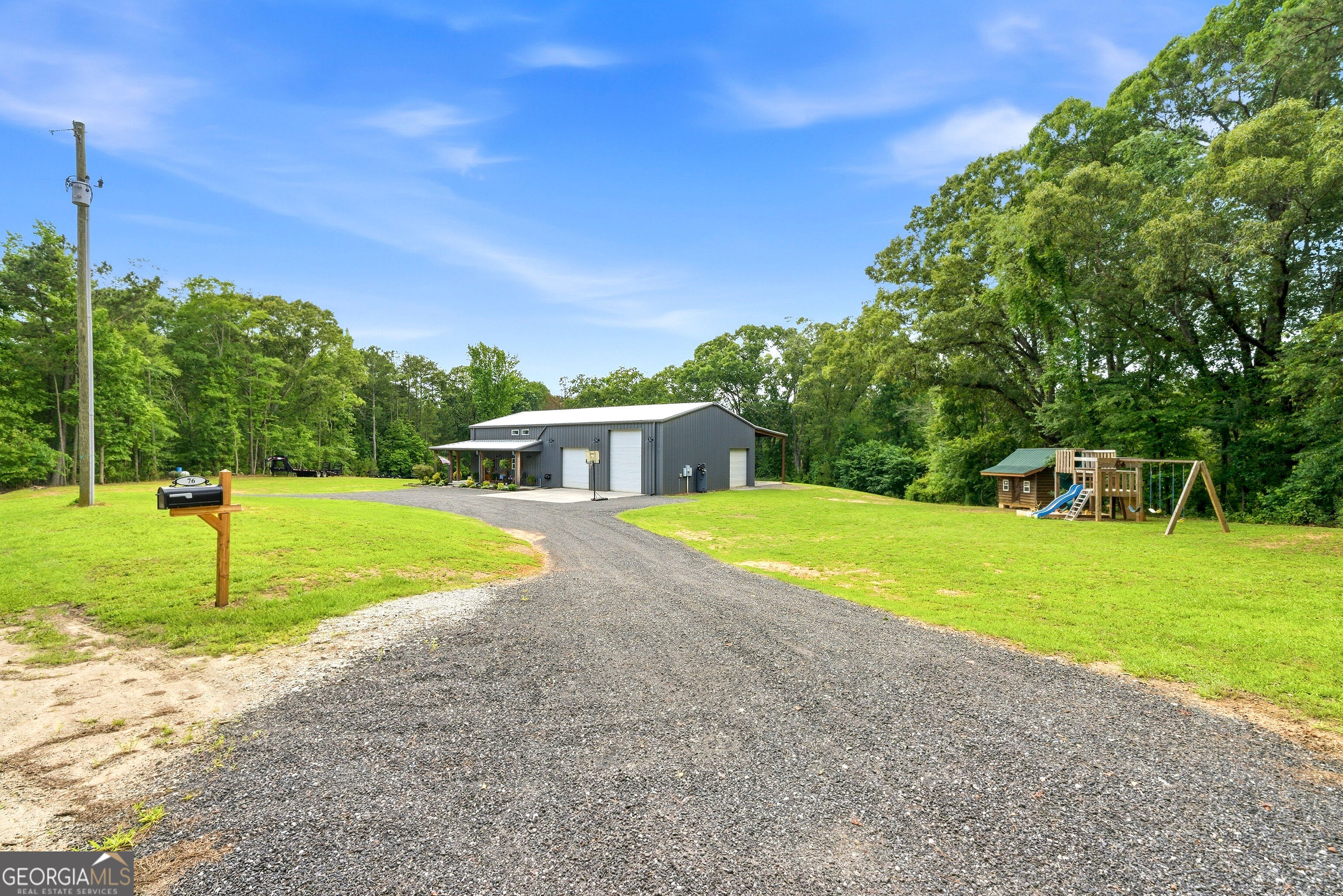 76 Avery RD