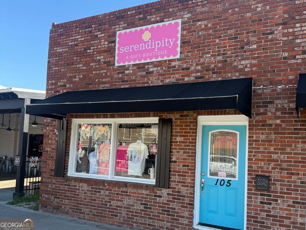 Photo of 105 N Laurel Street #B, Springfield, GA 31329 (MLS # 10717745)