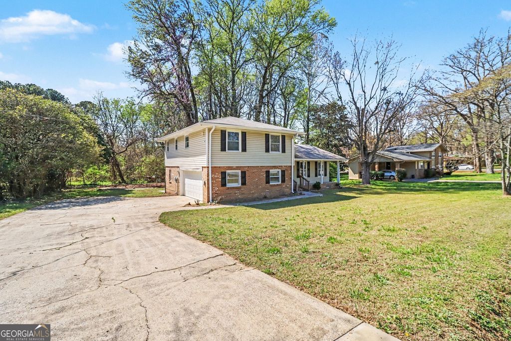 Photo of 1769 Hickory Street SE, Conyers, GA 30013 (MLS # 10718846)