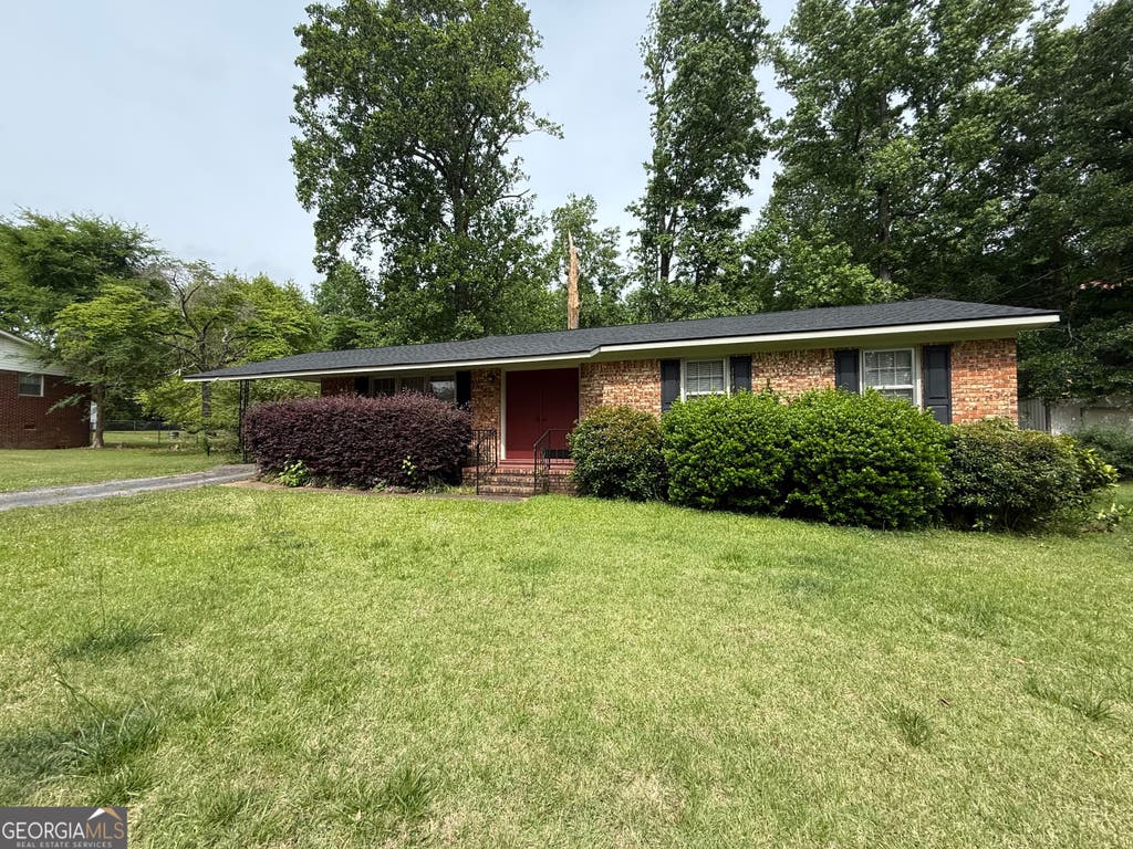 Photo of 133 Alton Drive, Lagrange, GA 30241 (MLS # 10763778)