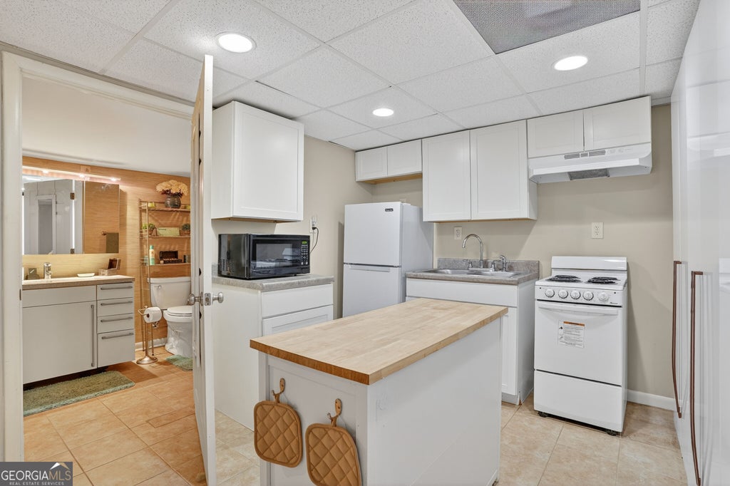 Photo of 4605 Mercer Road, Stone Mountain, GA 30083 (MLS # 10874554)