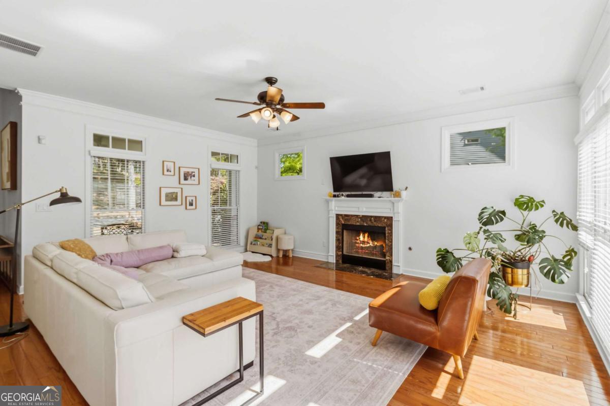 680 Village Crest DR