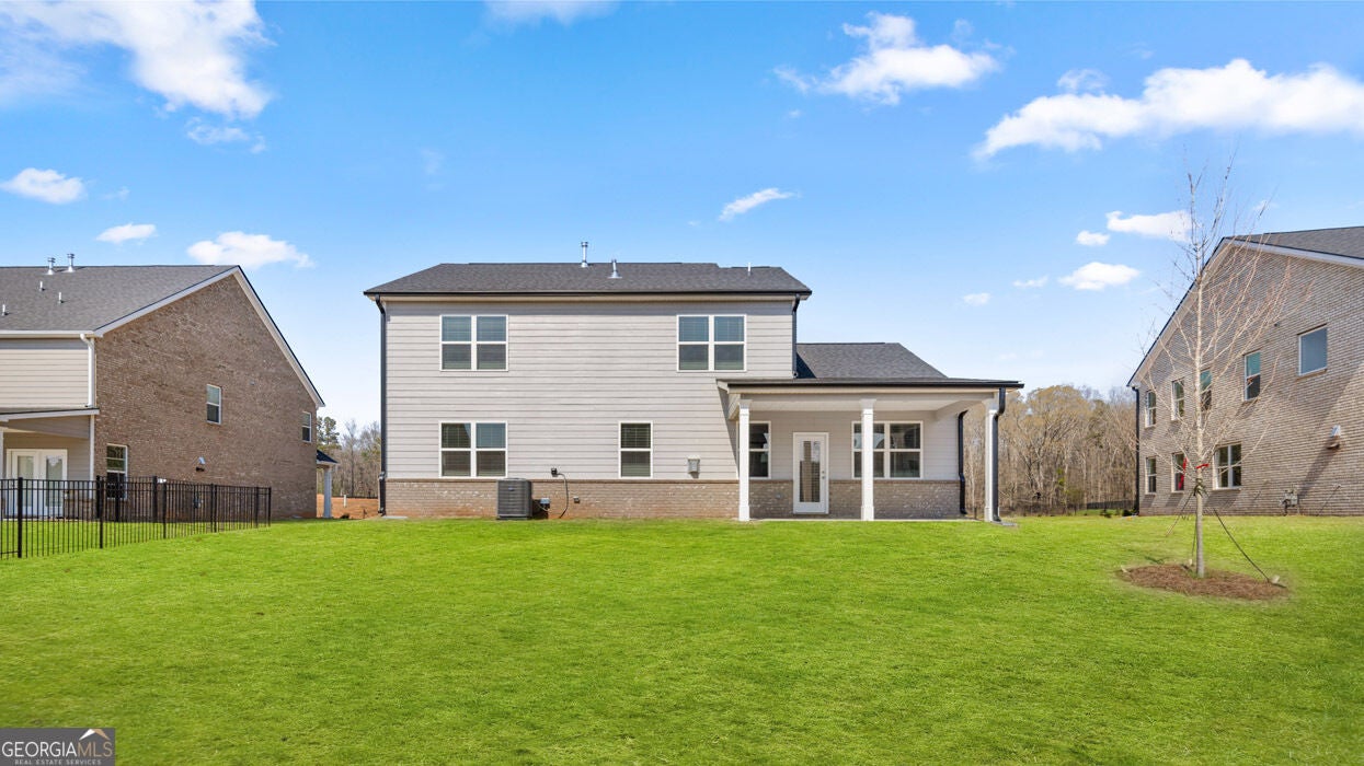 1226 Riverbrook DR