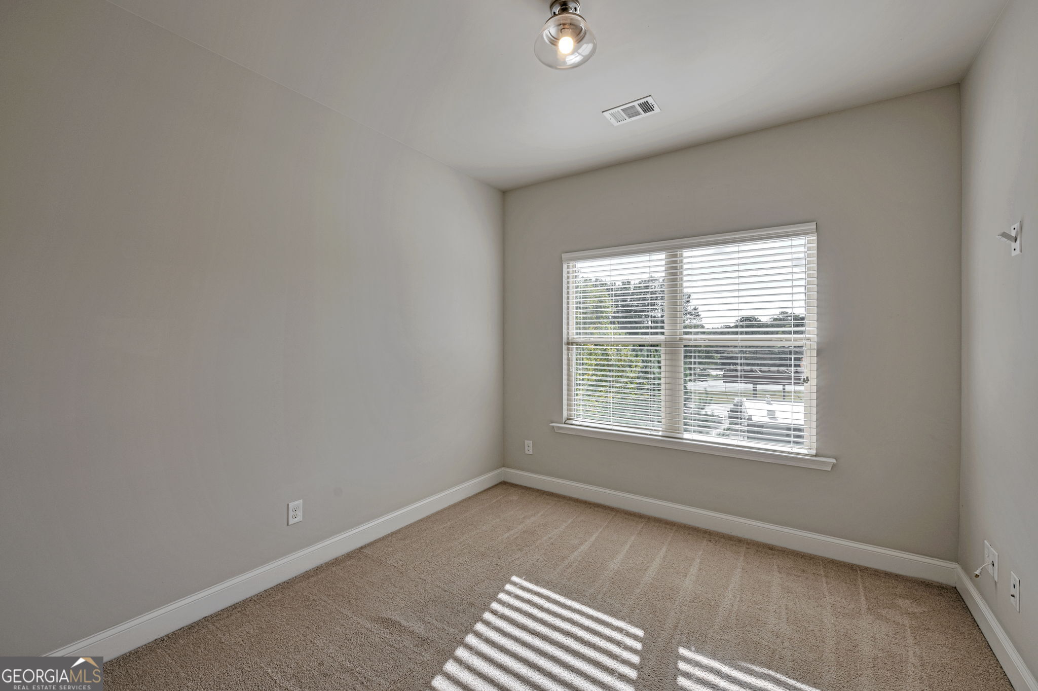 The Gates at King Springs - Residential Lease