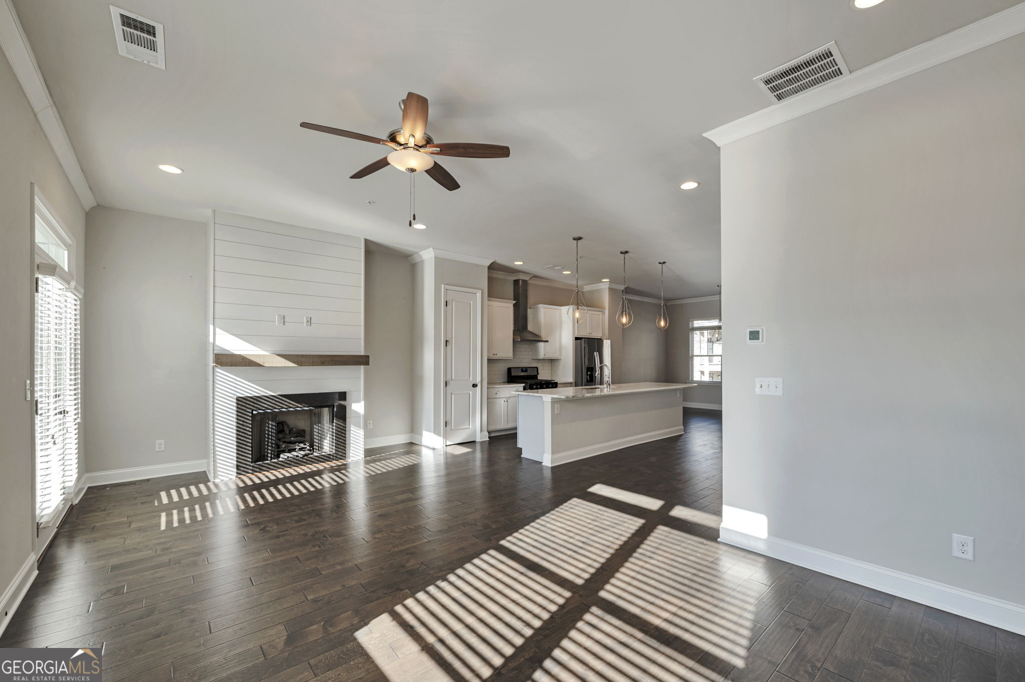 The Gates at King Springs - Residential Lease