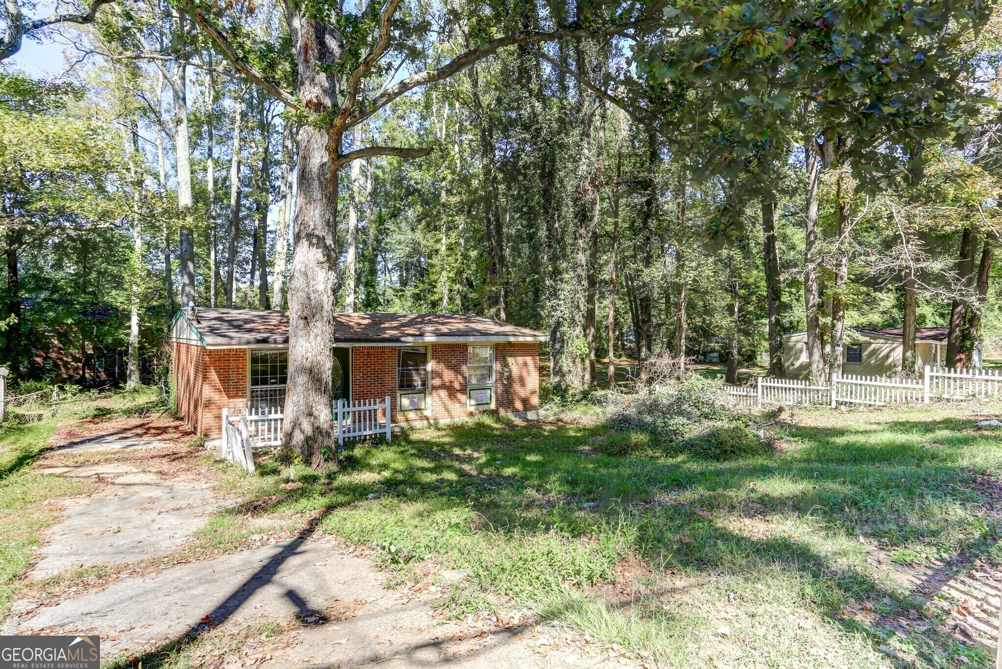4479 Richard RD