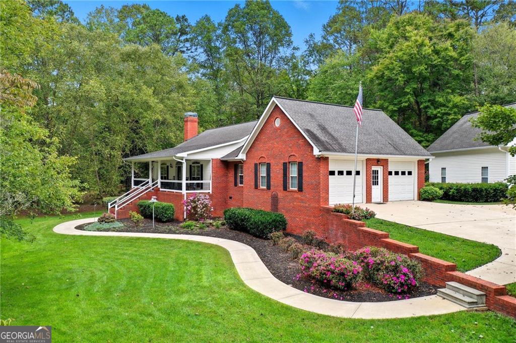 4445 Indian Trace DR