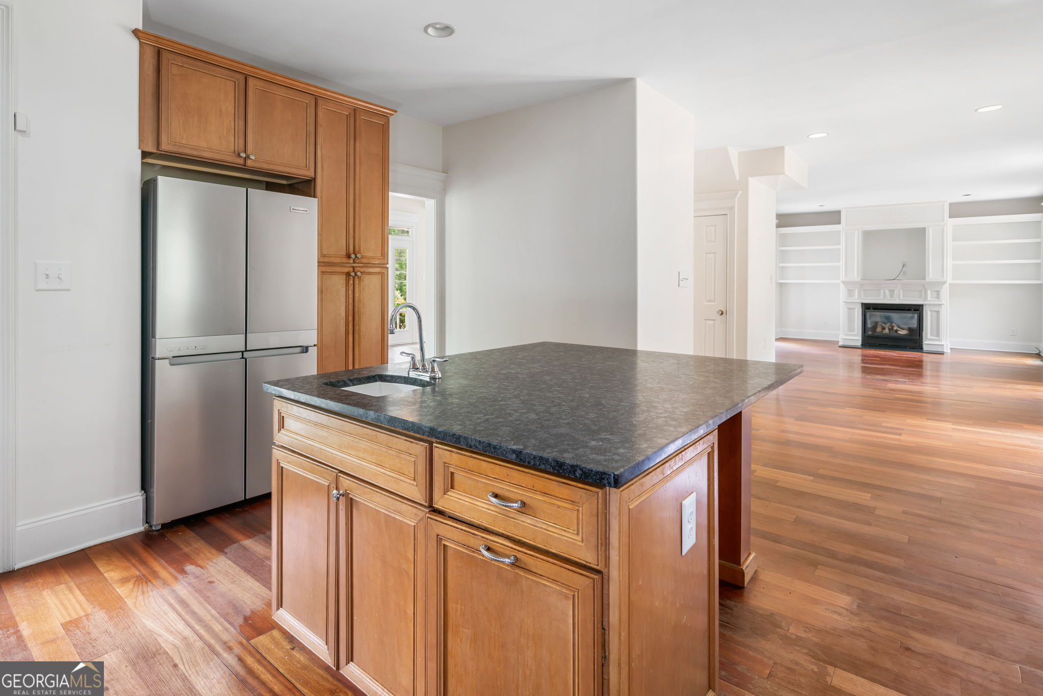 Roswell, Georgia 30075, United States, 4 Bedrooms Bedrooms, ,4 BathroomsBathrooms,Residential,Active,113748