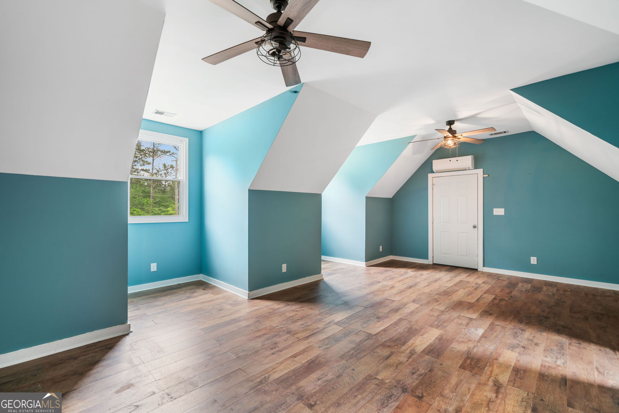 Roswell, Georgia 30075, United States, 4 Bedrooms Bedrooms, ,4 BathroomsBathrooms,Residential,Active,113748