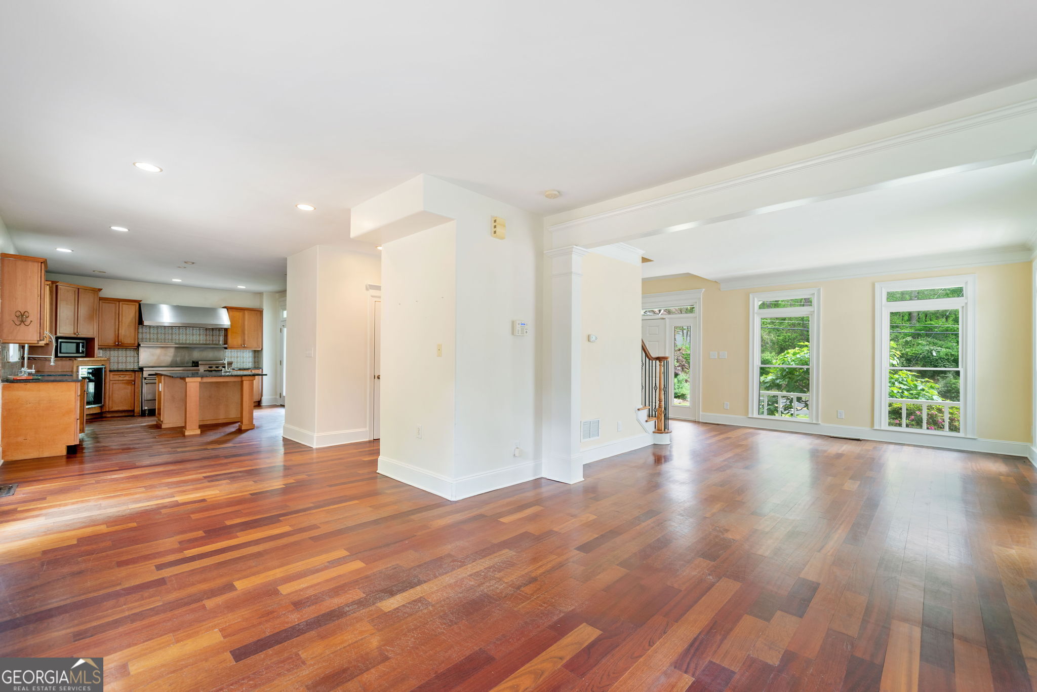 Roswell, Georgia 30075, United States, 4 Bedrooms Bedrooms, ,4 BathroomsBathrooms,Residential,Active,113748