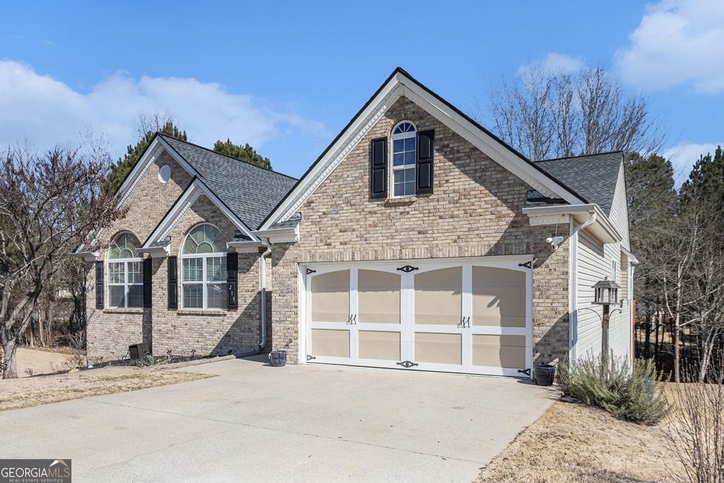 Photo of 213 Overlook Court, Dallas, GA 30157 (MLS # 10723323)