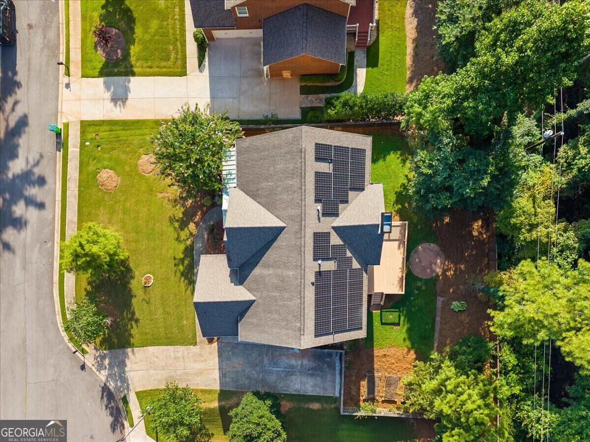 2217 Birchtree WAY